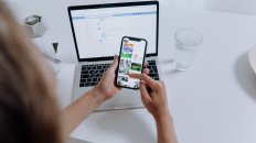 how to earn money from facebook