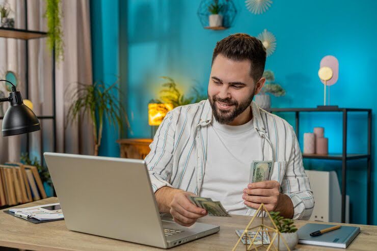 how to earn money from website
