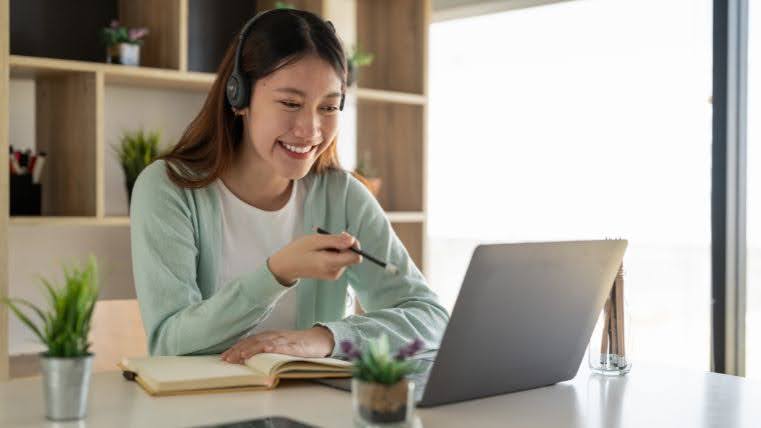 online course platform features